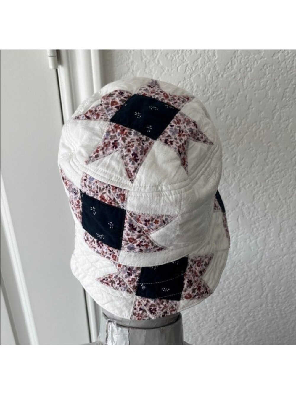Madewell Quilted Patchwork Bucket Hat - Picture 5 of 7